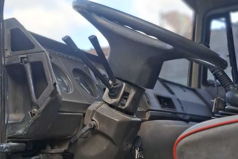 OmecoHub - Immagine IVECO 330-30
